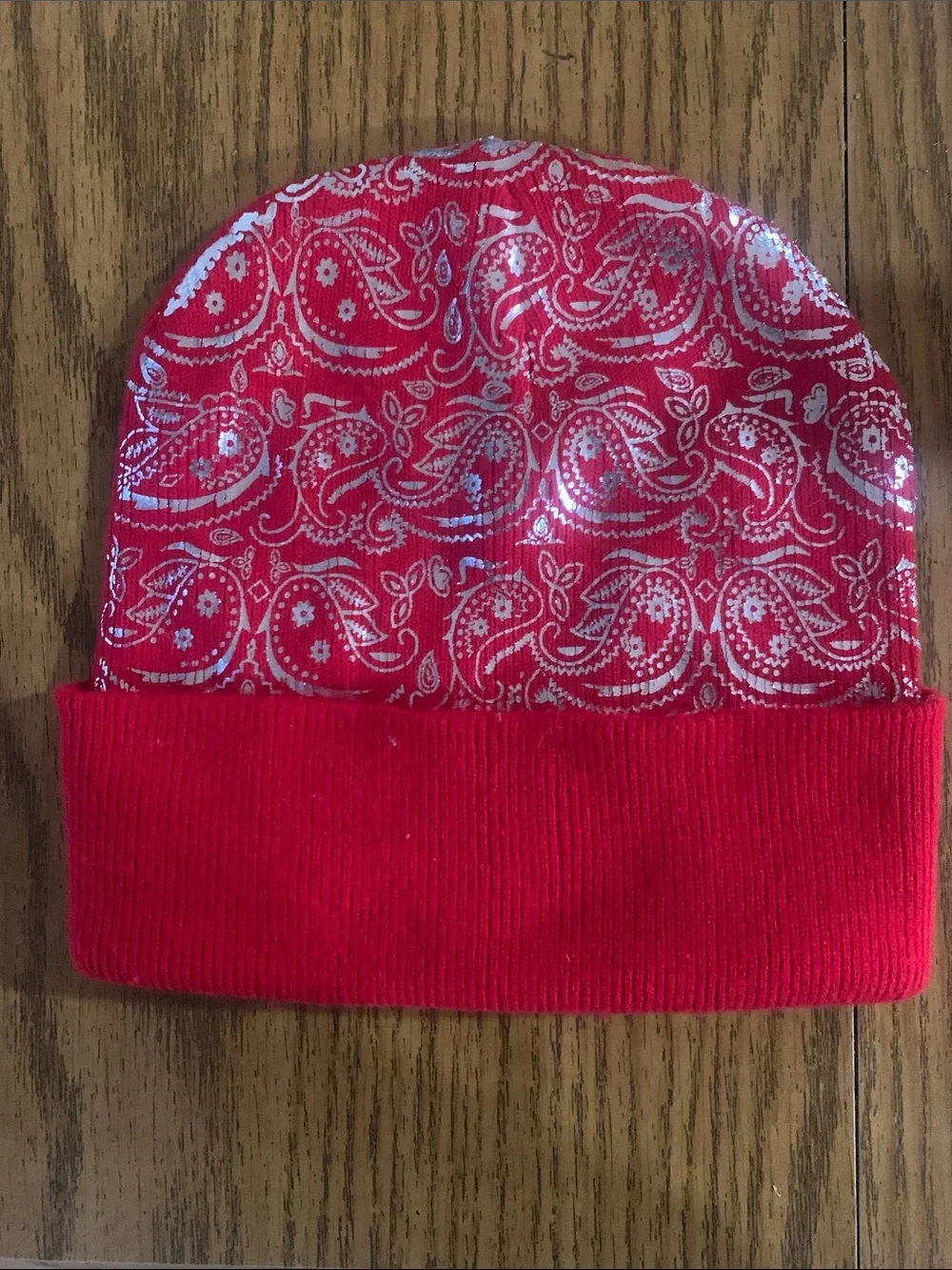 Metallic Paisley Knit Cuff Beanie - Red